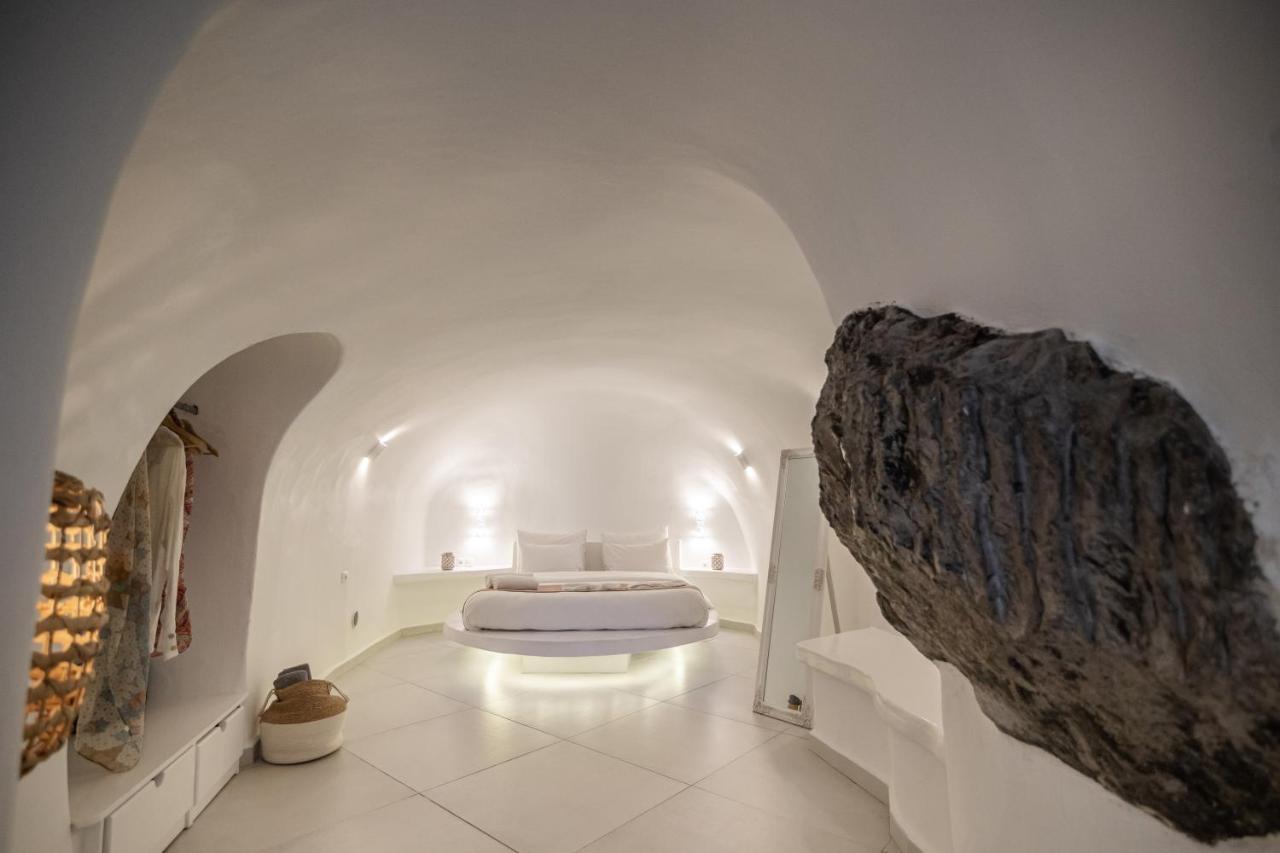 Luxus Vip Suites イア エクステリア 写真