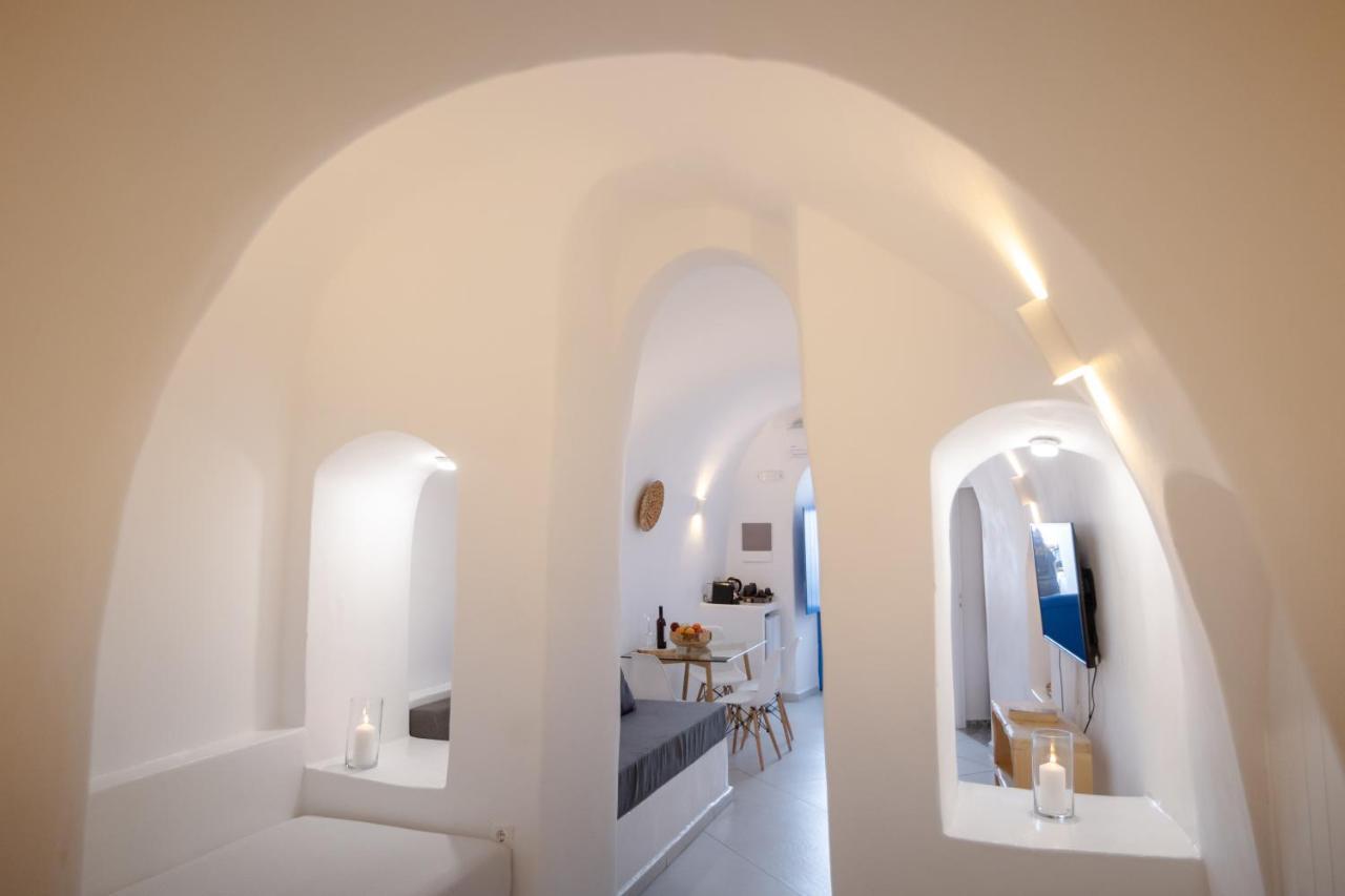 Luxus Vip Suites イア エクステリア 写真