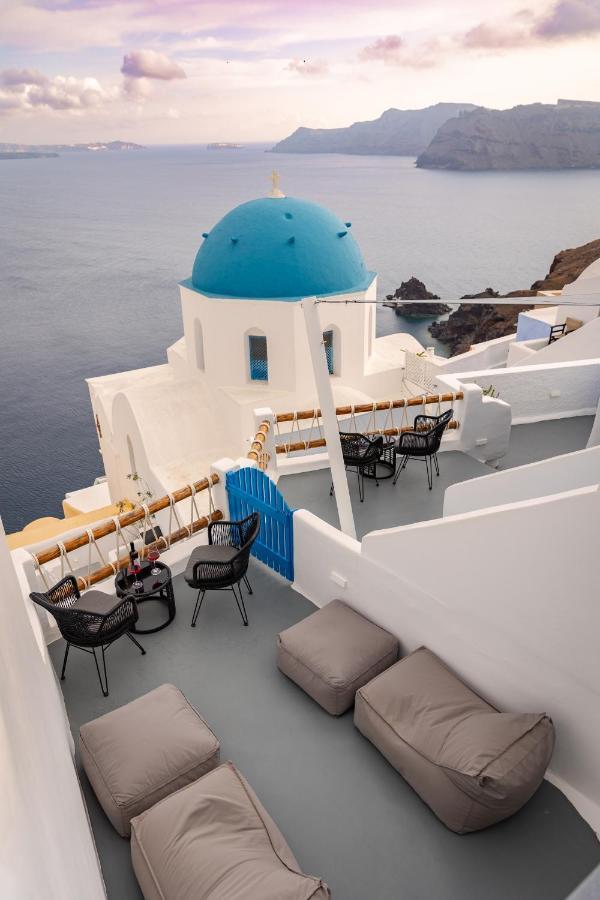 Luxus Vip Suites イア エクステリア 写真